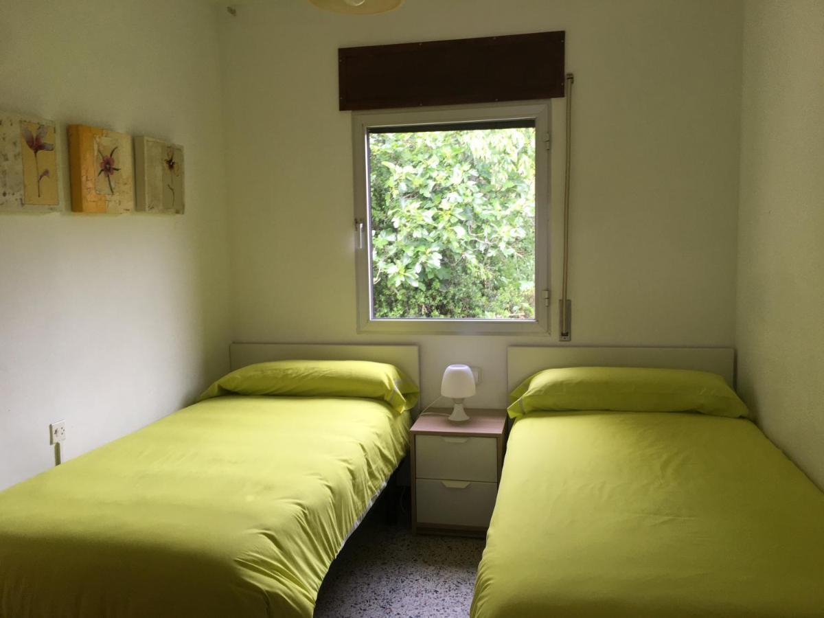 Apartaments La Pertusa 2O Corca  المظهر الخارجي الصورة