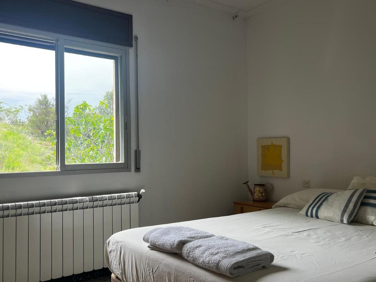 Apartaments La Pertusa 2O Corca  المظهر الخارجي الصورة