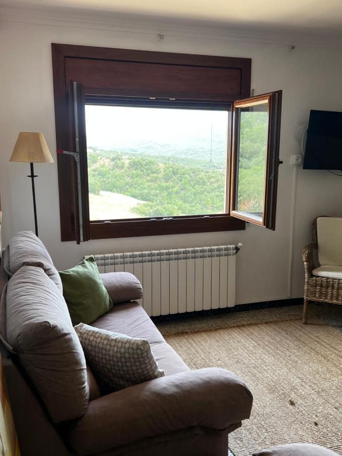 Apartaments La Pertusa 2O Corca  المظهر الخارجي الصورة